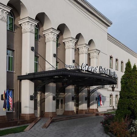 Grand Tien Shan Hotel Almaty Eksteriør billede