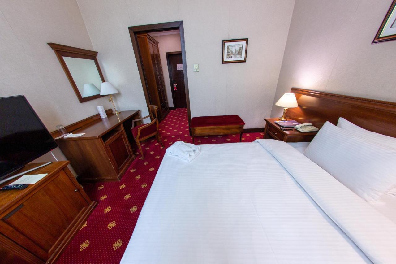 Grand Tien Shan Hotel Almaty Eksteriør billede