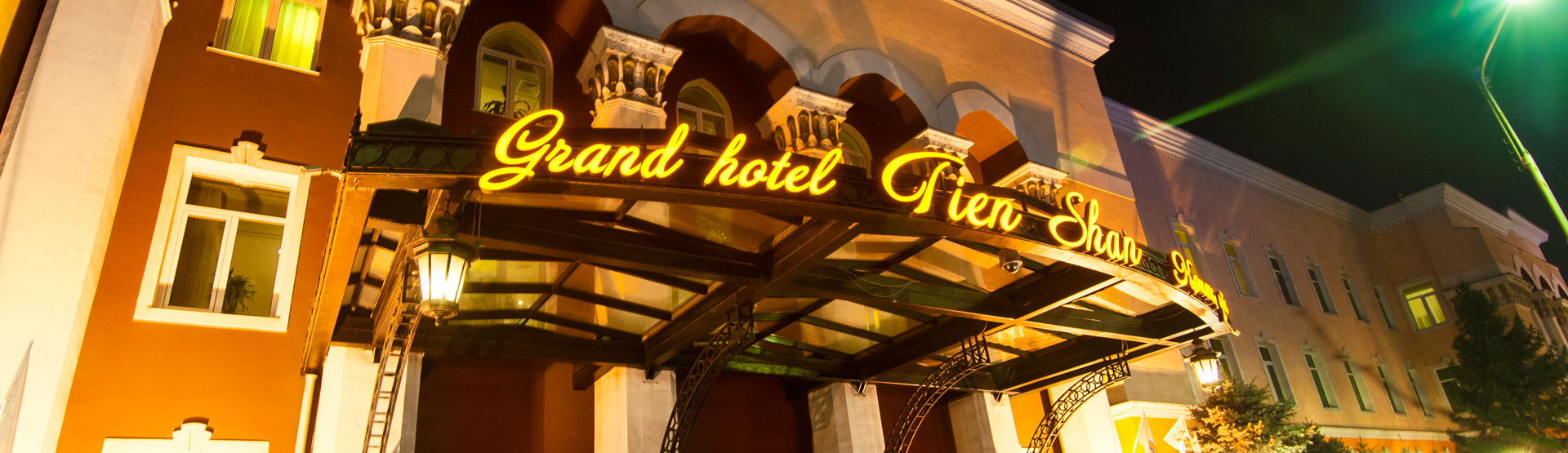 Grand Tien Shan Hotel Almaty Eksteriør billede