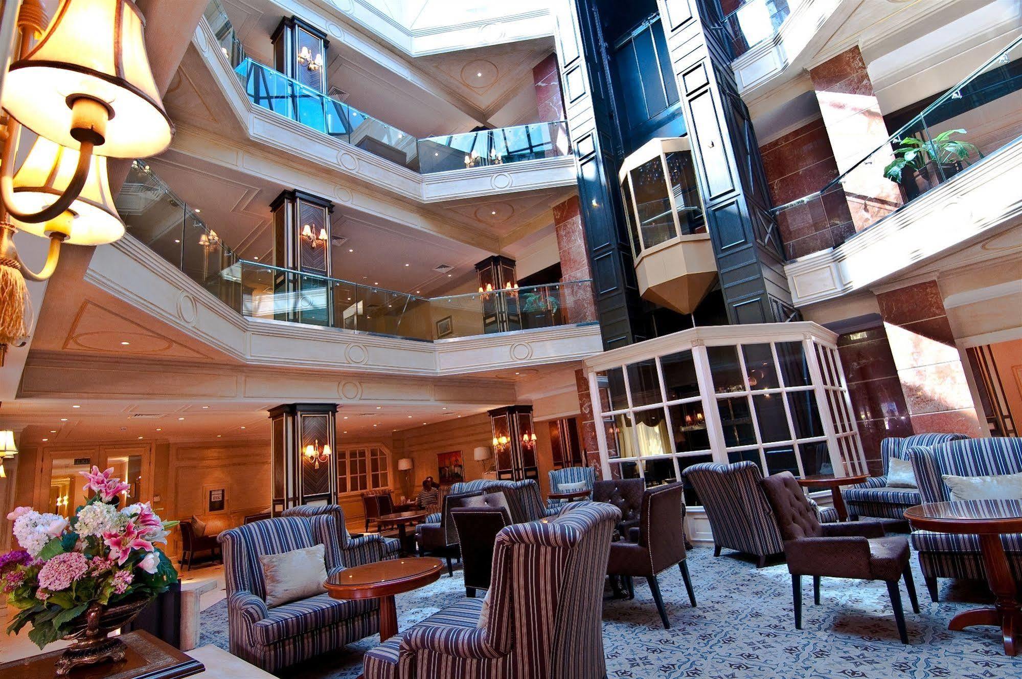 Grand Tien Shan Hotel Almaty Restaurant billede